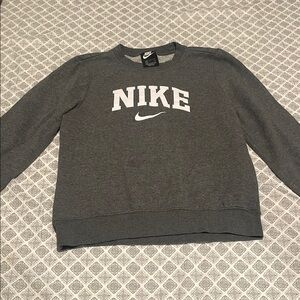 Nike Crewneck Gray Sweater